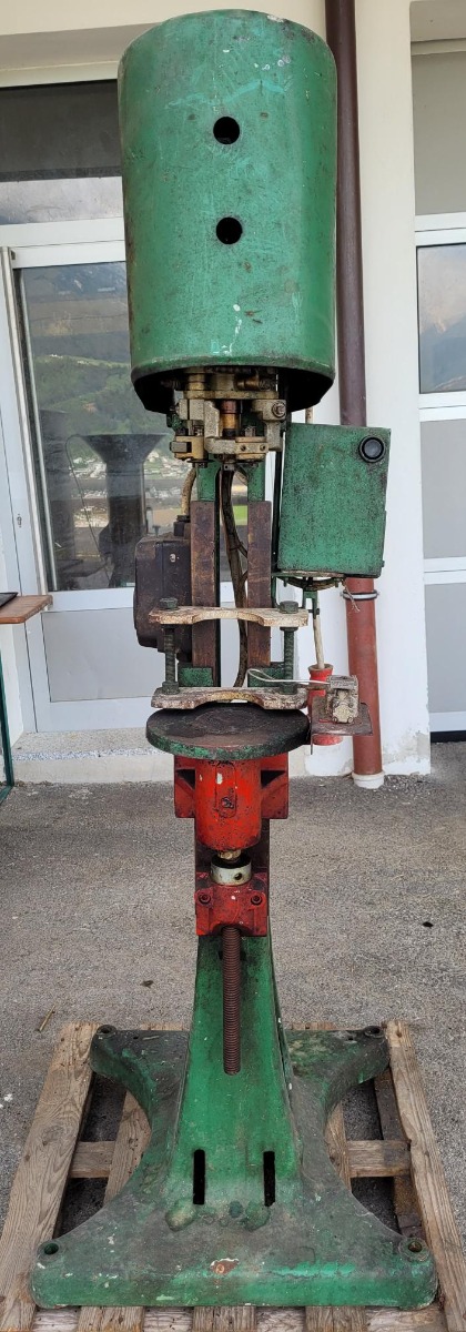Anrollverschlussmaschine antik voll funtionsfähig