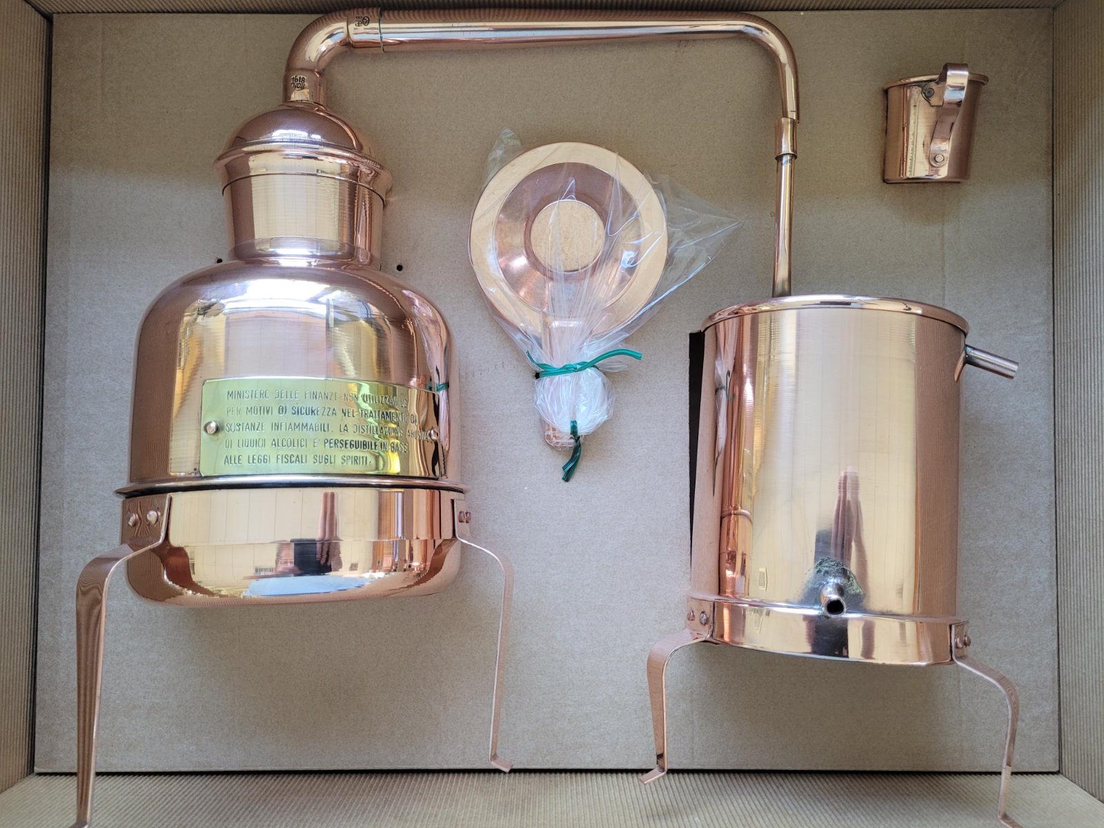 Destilliergerät 2 l komplett aus Kupfer in der Geschenksverpackung